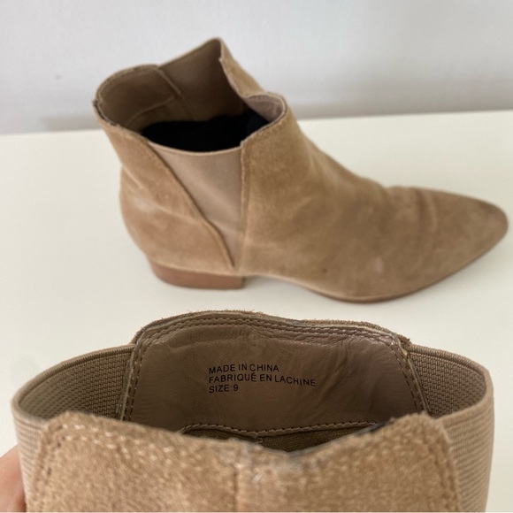 UO Chelsea Booties - Picture 12 of 12